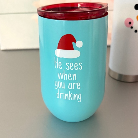 3 Holiday / Winter tumblers with lids - Picture 2 of 5